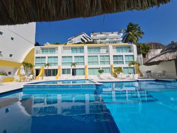 EN VENTA VILLA EN ACAPULCO DORADO FRACCIONAMIENTO LOMAS DEL MAR AMUEBLADA VISTA