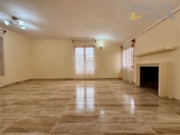 Casa en venta de 3 dorm. en Villa Alemana