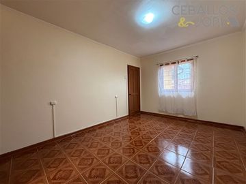 Casa en venta de 3 dorm. en Villa Alemana