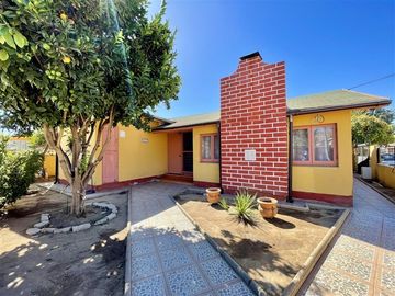 Casa en venta de 3 dorm. en Villa Alemana
