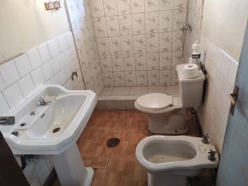 Casa con Terreno de 624m2 especial para inversionistas o empresa.