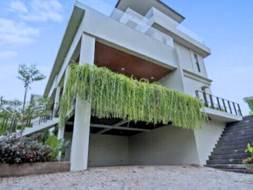 VILLA OCEAN VIEW 4 LANTAI DI TIARA NUSA GOA GONG KUTUH BALI