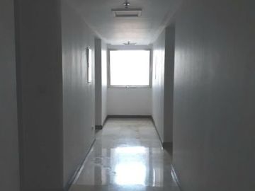 Hot Sale!! Dijual Braga City Walk Apartment, Type Studio Special Full Furnished Lokasi di Center Jl. Braga
