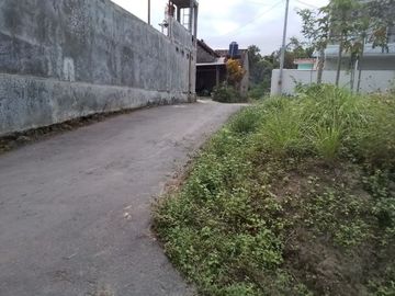 Tanah strategis Selatannya kampus UII jl Kaliurang