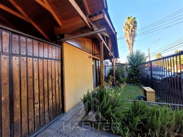 Casa en Venta en Villa Apumanque