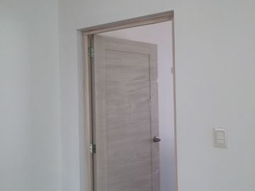 EN VENTA CASA EN BOSQUE SERENO RESERVA COUVET (NUEVA)  AL SUR PONIENTE