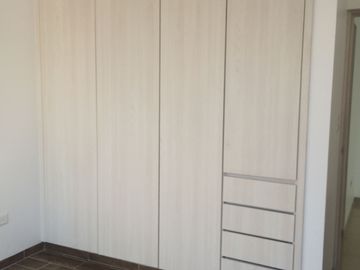 EN VENTA CASA EN BOSQUE SERENO RESERVA COUVET (NUEVA)  AL SUR PONIENTE