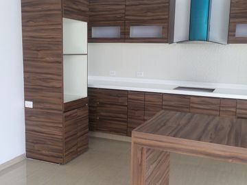 EN VENTA CASA EN BOSQUE SERENO RESERVA COUVET (NUEVA)  AL SUR PONIENTE
