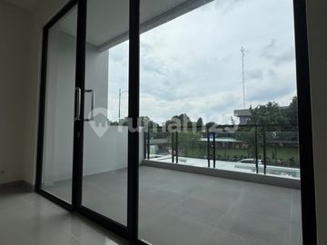 Ruko Ramai di Gading Serpong Harga Murah