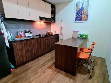 apartemen puncak dharmahusada, Furnish