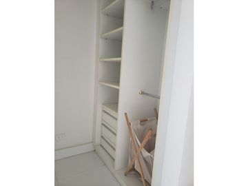 VENTA  APARTAMENTO AMOBLADO AVENIDA BALBOA VISTA AL MAR