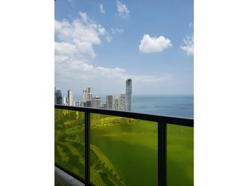 VENTA  APARTAMENTO AMOBLADO AVENIDA BALBOA VISTA AL MAR
