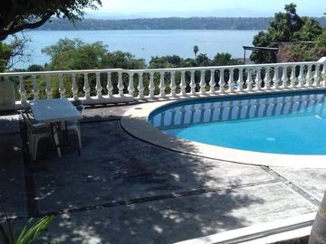 Venta de casa en Tequesquitengo, Morelos.