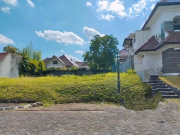 Tanah dalam perumahan merapi view jakal km 9