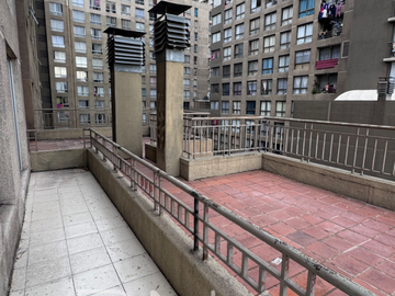 Depto venta de 2 Dormitorios 1 baño Vicuña Mackenna 933
