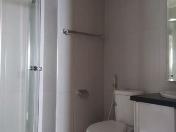 For Rent 3BR Beautiful Apartemen at Fatmawati