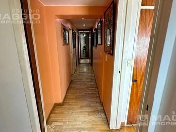 VENTA CASA 6 AMBIENTES