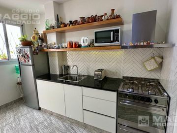 VENTA CASA 6 AMBIENTES