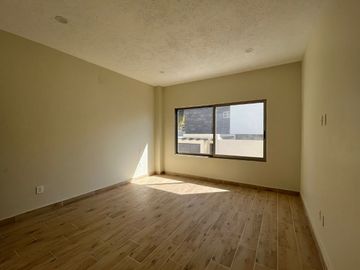 en privada a una cuadra de la avenida San Diego