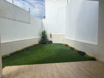en privada a una cuadra de la avenida San Diego