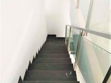 Disewakan Ruko di Kemang Jakarta Selatan Kondisi Unfurnished