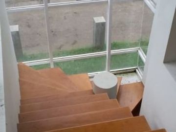 Rumah 2 lantai ready stok dekat akses tol desari sawangan