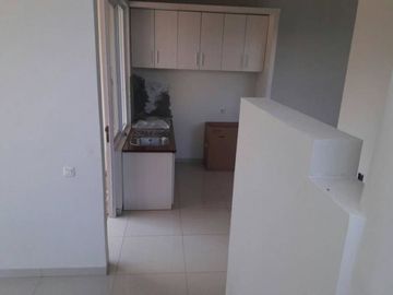 Rumah 2 lantai ready stok dekat akses tol desari sawangan