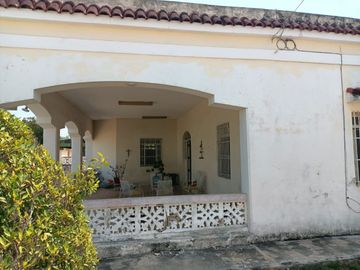 Casa en Venta en la Col. García Ginerés atención inversionistas