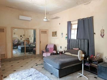 Casa en Venta en la Col. García Ginerés atención inversionistas