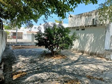 Casa en Venta en la Col. García Ginerés atención inversionistas