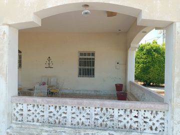 Casa en Venta en la Col. García Ginerés atención inversionistas