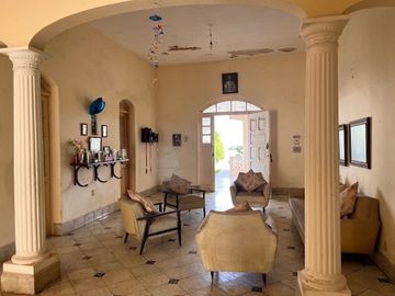 Casa en Venta en la Col. García Ginerés atención inversionistas