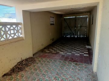 Casa en Venta en la Col. García Ginerés atención inversionistas