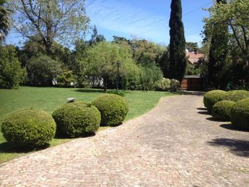 VENTA Hermoso chalet Bo El Cortijo Viejo, con 2400 metros de lote