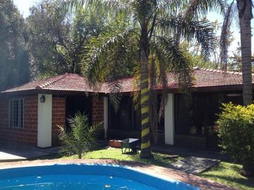 VENTA Hermoso chalet Bo El Cortijo Viejo, con 2400 metros de lote