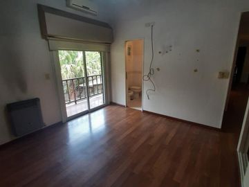 VENTA Hermoso chalet Bo El Cortijo Viejo, con 2400 metros de lote