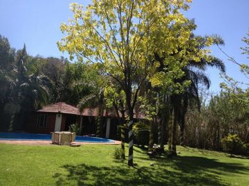 VENTA Hermoso chalet Bo El Cortijo Viejo, con 2400 metros de lote
