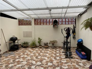VENTA CASA CON RENTA LA RAMBLA MANIZALES | AMPLIA CASA EN VENTA