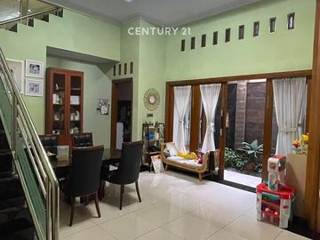 Dijual Cepat Rumah  Terawat Siap Huni Dalam Cluster Di Ciledug