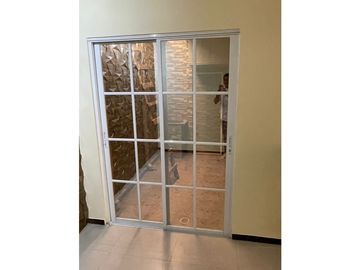 VENDO CASA REMODELADA EN MUCHO LOTE 2
