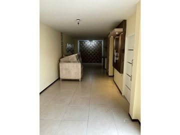 VENDO CASA REMODELADA EN MUCHO LOTE 2