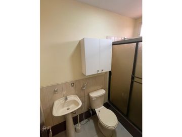 VENDO CASA REMODELADA EN MUCHO LOTE 2