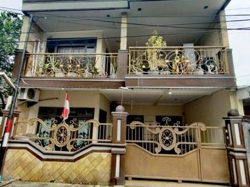 Rumah Murah Full Bangunan 2 Lantai Kebraon Dekat Gunungsari Indah Wiyung
