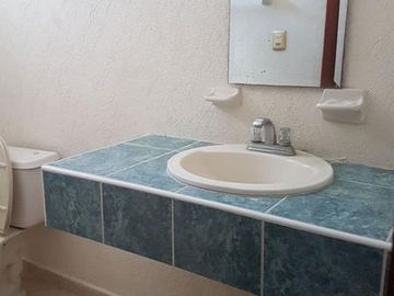 Casa Residencial en Renta, Nayarit, Col. Petrolera.