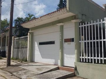 Casa Residencial en Renta, Nayarit, Col. Petrolera.