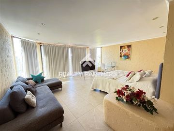 Maravillosa Casa en venta de 8 dorm. Costa Sol 2, San Robert