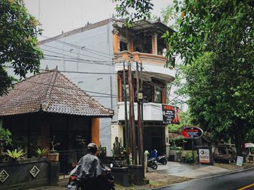 OBRAL RUKO GYM MEWAH 4 LANTAI DI TEPI JALAN UBUD BALI