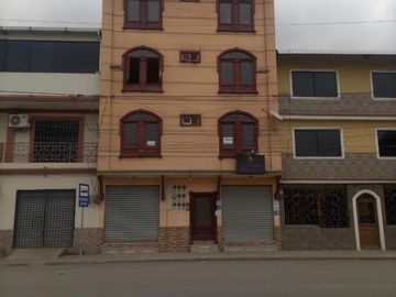 VENTA  EDIFICIO RENTERO CIUDADELA LAS TERRAZAS AV. PRINCIPAL (AGE)