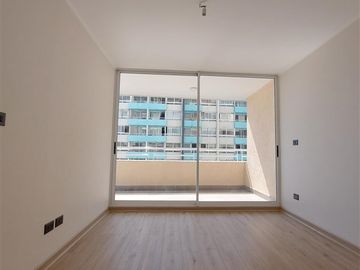 Departamento en venta de 1 dorm. en La Cisterna