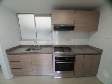 apartamento en venta en conjunto residencial portobello  piso 4. Cod V13687